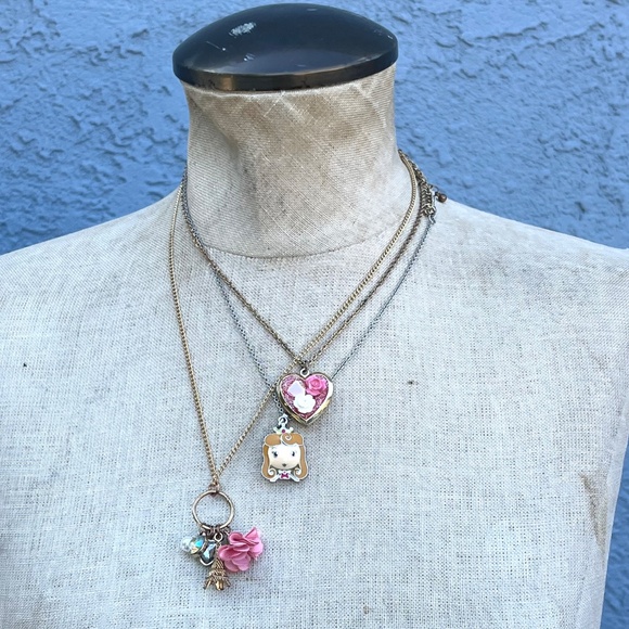 Set of Five Girly Necklaces Kitsch Kawaii Jewelry Disney Paris - Picture 3 of 10